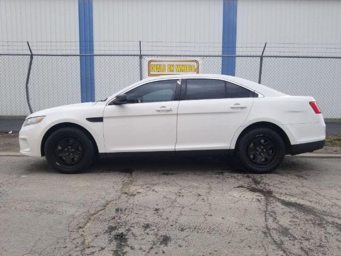 2013 Ford Taurus Police AWD (1FAHP2M87DG) with an 3.5L V6 DOHC 24V engine, 6-Speed Automatic transmission, located at 4801 10th Ave S,, Great Falls, MT, 59405, (406) 564-1505, 0.000000, 0.000000 - Photo#6