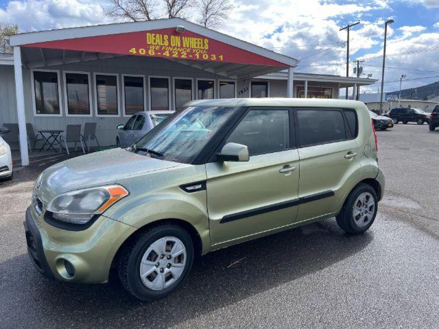 2013 Kia Soul Base (KNDJT2A57D7) with an 1.6L L4 DOHC 16V engine, Automatic transmission, located at 1821 N Montana Ave., Helena, MT, 59601, 0.000000, 0.000000 - Photo#0