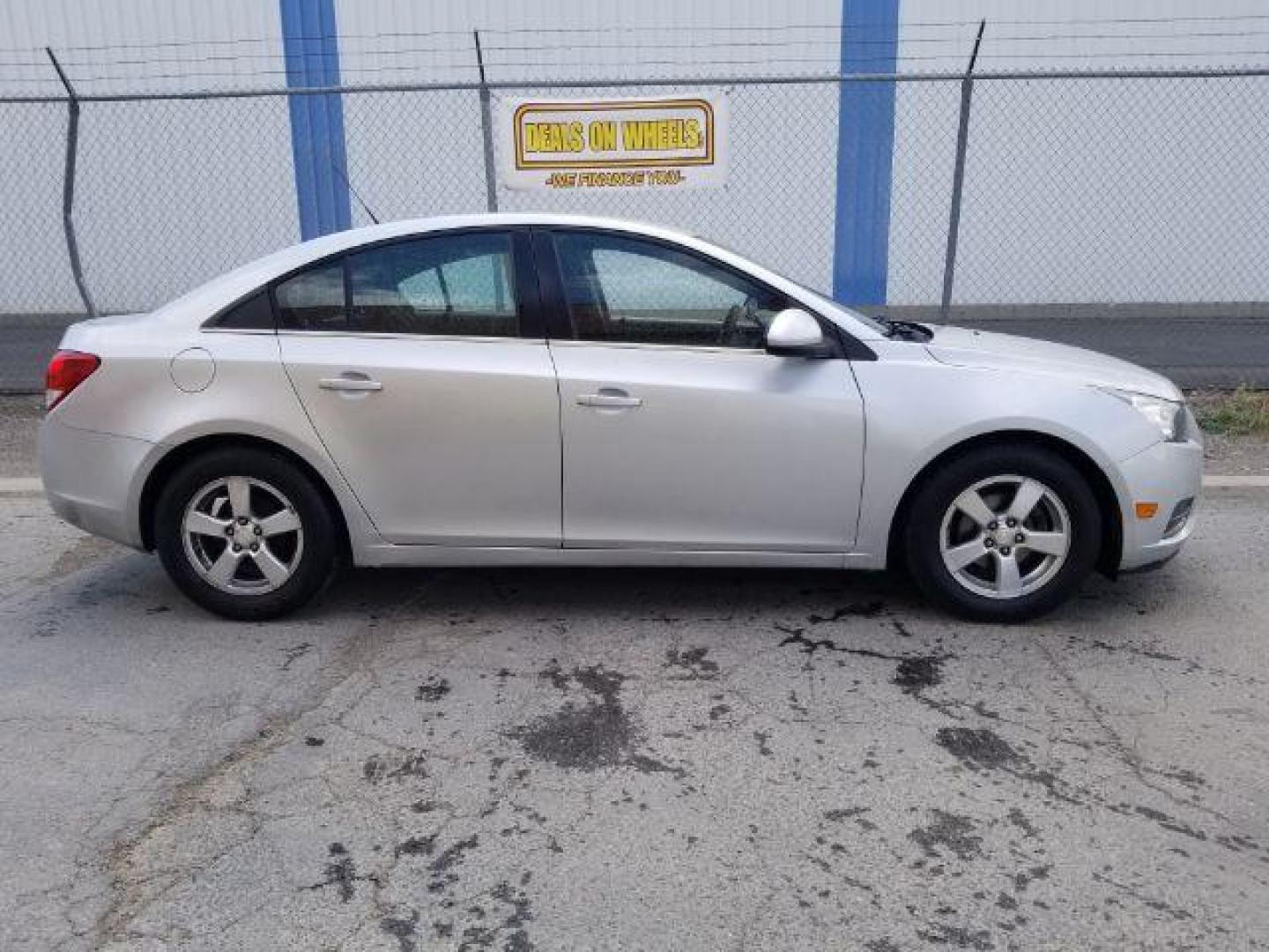 2014 Chevrolet Cruze ECO Manual (1G1PK5SBXE7) with an 1.4L L4 DOHC 16V TURBO engine, 6-Speed Manual transmission, located at 4801 10th Ave S,, Great Falls, MT, 59405, (406) 564-1505, 0.000000, 0.000000 - Photo#5