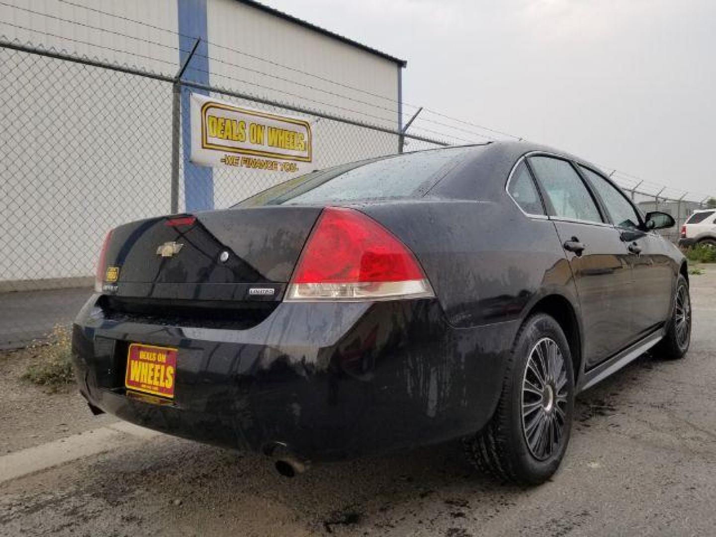 2014 Chevrolet Impala Police Cruiser (2G1WD5E36E1) with an 3.6L V6 DOHC 16V FFV engine, 6-Speed Automatic transmission, located at 1800 West Broadway, Missoula, 59808, (406) 543-1986, 46.881348, -114.023628 - Photo#4