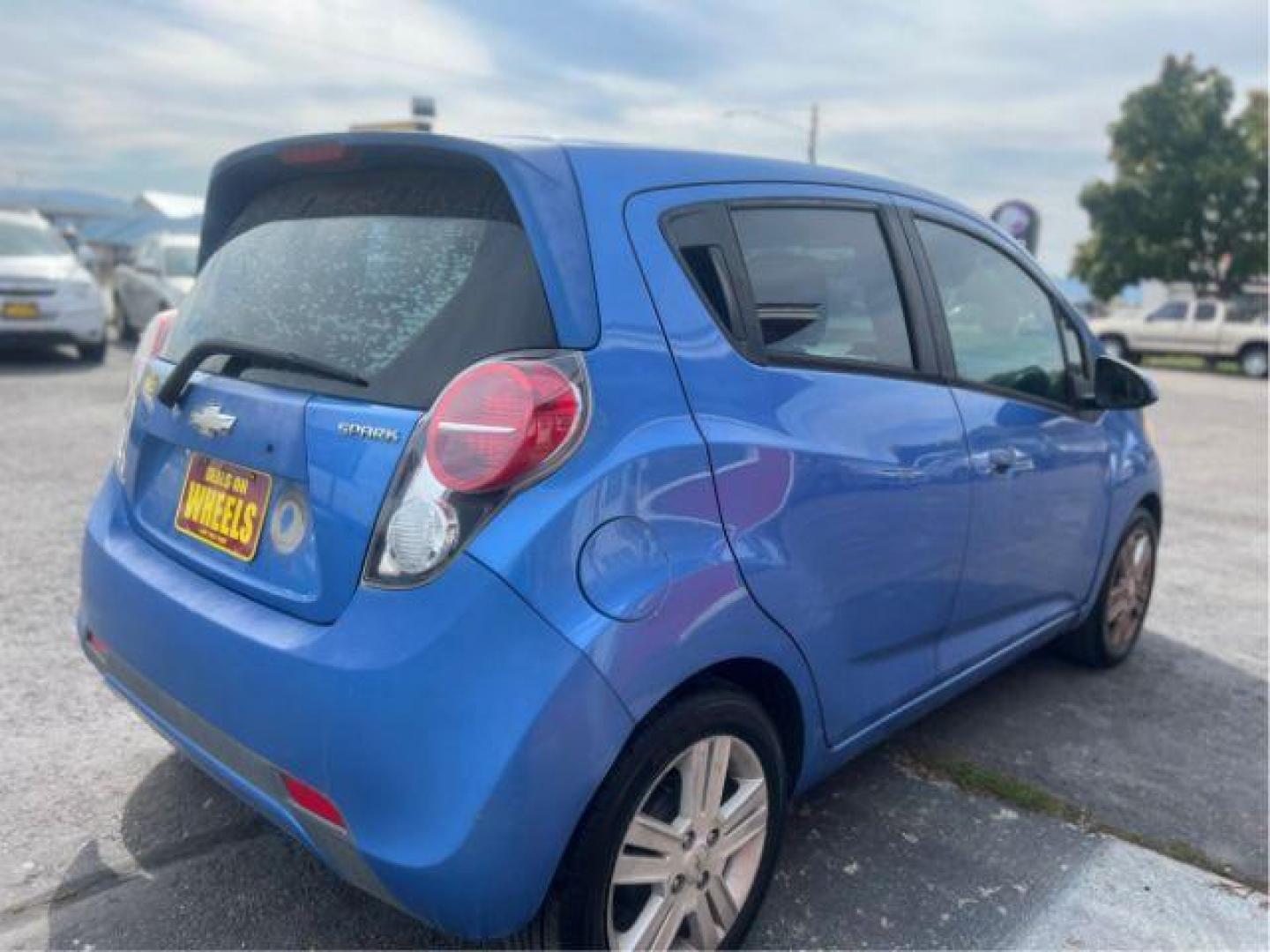 2014 Chevrolet Spark LS Manual (KL8CA6S93EC) with an 1.2L L4 16V DOHC engine, 5-Speed Manual transmission, located at 601 E. Idaho St., Kalispell, MT, 59901, 0.000000, 0.000000 - Photo#4