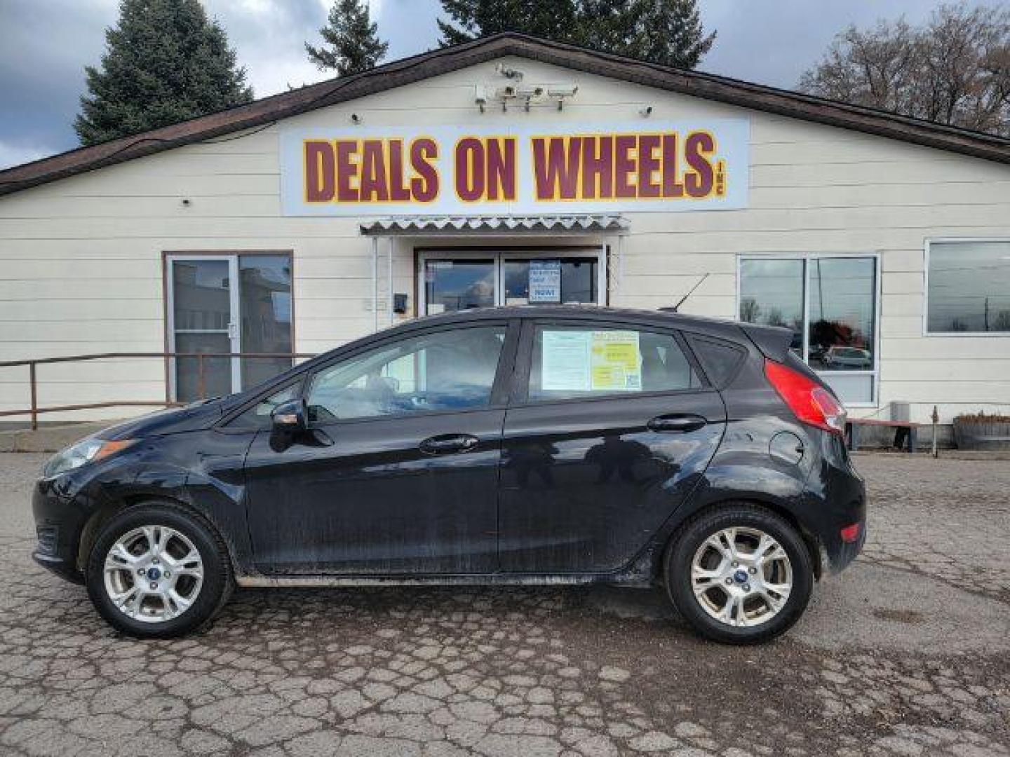 2014 Ford Fiesta SE Hatchback (3FADP4EJ5EM) with an 1.6L L4 DOHC 16V engine, located at 1800 West Broadway, Missoula, 59808, (406) 543-1986, 46.881348, -114.023628 - Photo#4