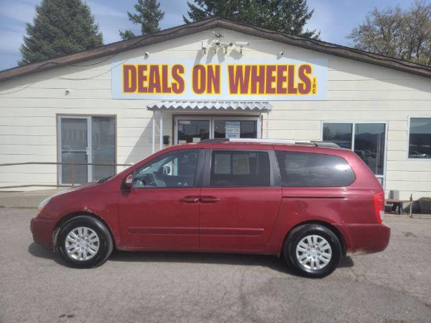 2014 Kia Sedona LX LWB (KNDMG4C78E6) with an 3.8L V6 DOHC 24V engine, 5-Speed Automatic transmission, located at 1800 West Broadway, Missoula, 59808, (406) 543-1986, 46.881348, -114.023628 - Photo#5