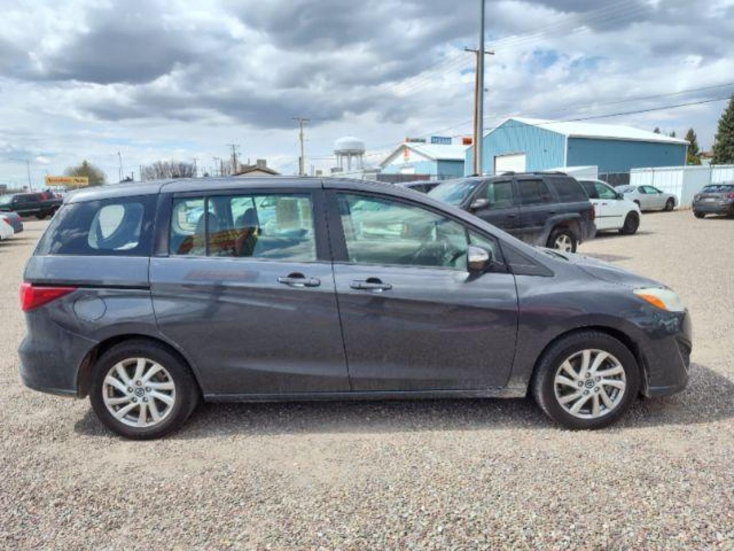 2014 Mazda MAZDA5 Sport AT (JM1CW2BL5E0) with an 2.5L L4 DOHC 16V engine, 5-Speed Automatic transmission, located at 4801 10th Ave S,, Great Falls, MT, 59405, (406) 564-1505, 0.000000, 0.000000 - Photo#5