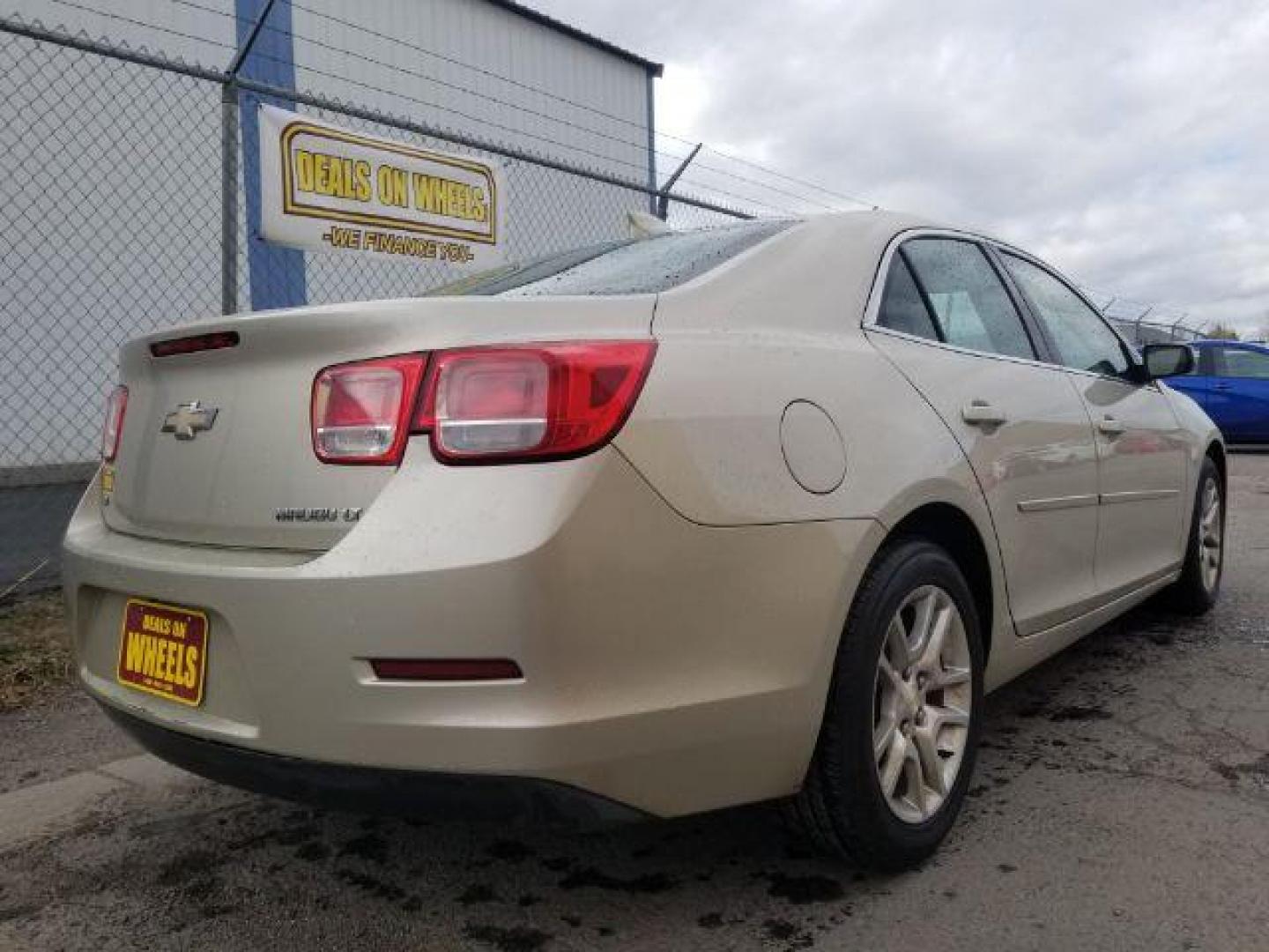 2015 Chevrolet Malibu 1LT (1G11C5SL4FF) with an 2.5L L4 DOHC 16V engine, 6-Speed Automatic transmission, located at 4801 10th Ave S,, Great Falls, MT, 59405, (406) 564-1505, 0.000000, 0.000000 - Photo#4