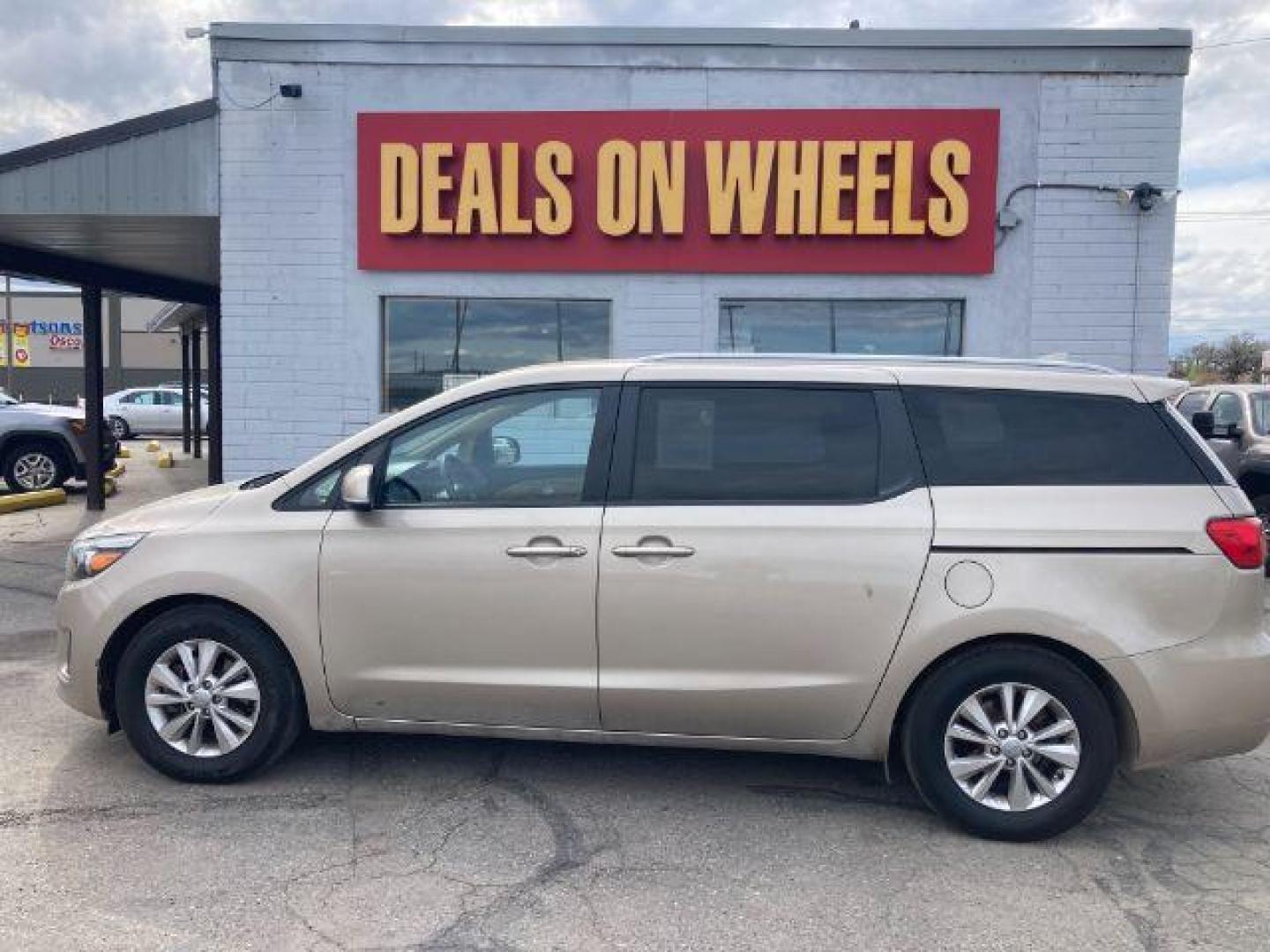 2015 Kia Sedona LX (KNDMB5C18F6) with an 3.3L V6 DOHC 24V engine, 6-Speed Automatic transmission, located at 4047 Montana Ave., Billings, MT, 59101, 45.770847, -108.529800 - Photo#1