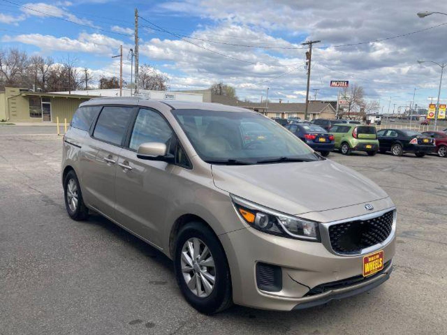 2015 Kia Sedona LX (KNDMB5C18F6) with an 3.3L V6 DOHC 24V engine, 6-Speed Automatic transmission, located at 4047 Montana Ave., Billings, MT, 59101, 45.770847, -108.529800 - Photo#4