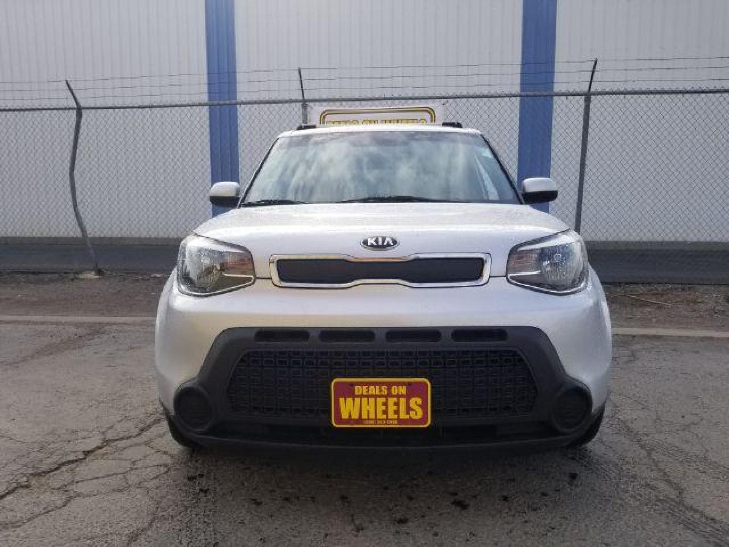 2015 Kia Soul Base (KNDJN2A28F7) with an 1.6L L4 DOHC 16V engine, located at 4801 10th Ave S,, Great Falls, MT, 59405, (406) 564-1505, 0.000000, 0.000000 - Photo#1