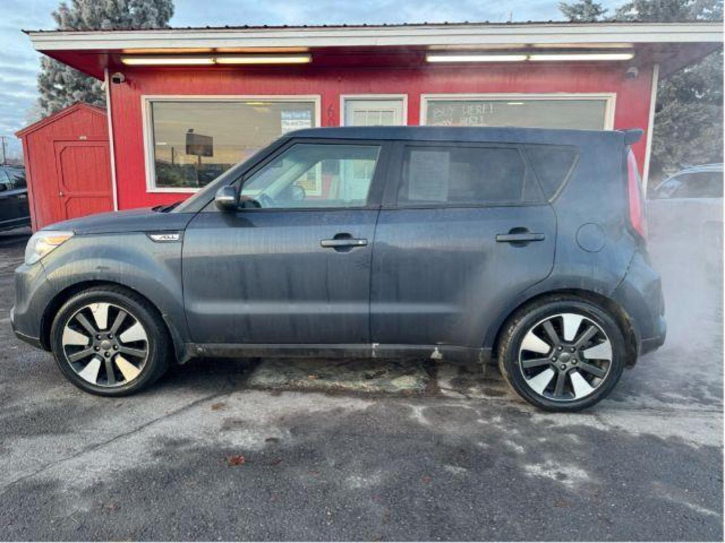 2015 Kia Soul ! (KNDJX3A59F7) with an 2.0L L4 DOHC 16V engine, 6-Speed Automatic transmission, located at 601 E. Idaho St., Kalispell, MT, 59901, 0.000000, 0.000000 - Photo#1