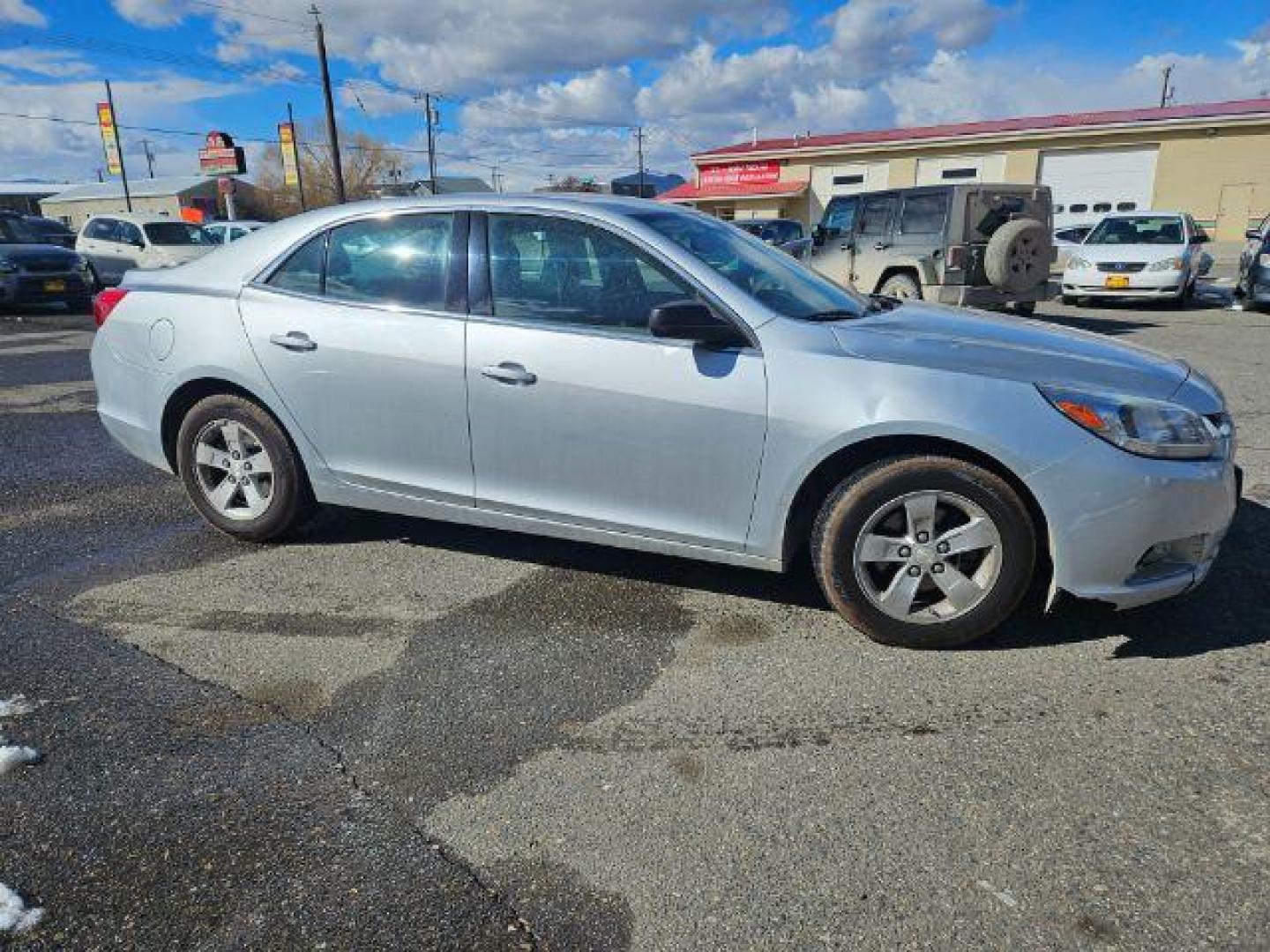 2016 Chevrolet Malibu Limited LS (1G11B5SA0GF) with an 2.5L L4 DOHC 16V engine, 6-Speed Automatic transmission, located at 1821 N Montana Ave., Helena, MT, 59601, 0.000000, 0.000000 - Photo#2